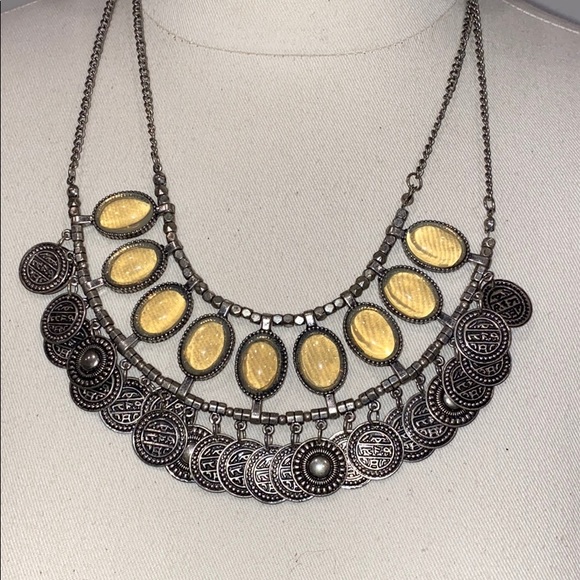 Statement necklace - Picture 2 of 3